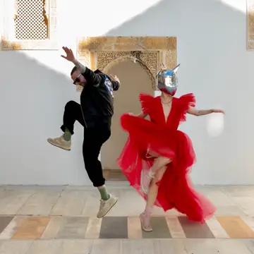 کاور Galantis