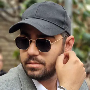 کاور Armin Azar