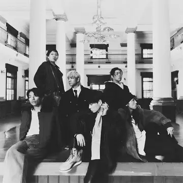 کاور UVERworld
