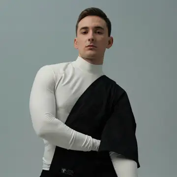 کاور TESLENKO