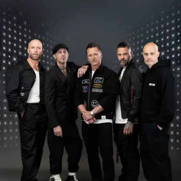 کاور FIVE