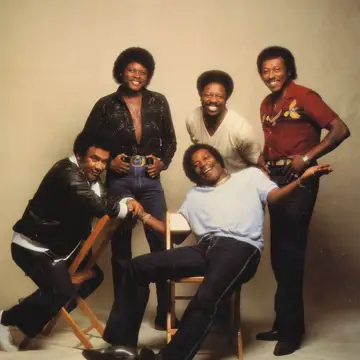 کاور The Spinners