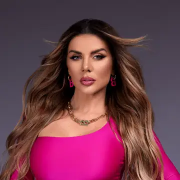 کاور Анна Седокова