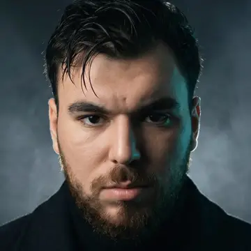 کاور Magomed Kerimov