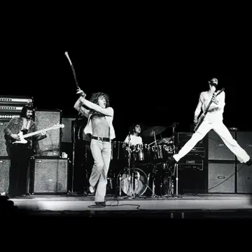کاور The Who