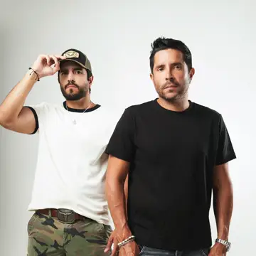 کاور Cali Y El Dandee