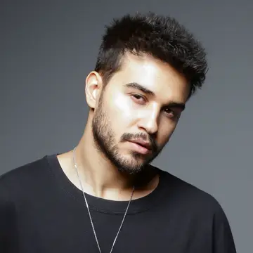 کاور Ilkan Gunuc