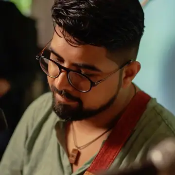 کاور LUV