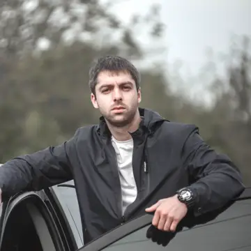 کاور Slavik Pogosov