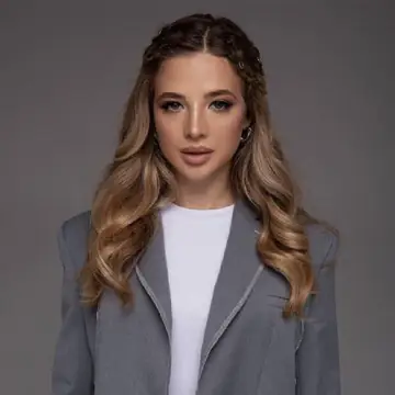 کاور Аня Pokrov