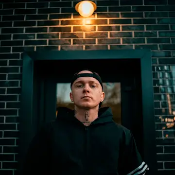 کاور آهنگ Больше не держу از Groove