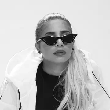 کاور Bomb - Single