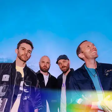 کاور آهنگ Something Just Like This (R3 (feat. The Chainsmokers) از کلدپلی