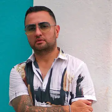 کاور آهنگ Na Na Na feat Tatoul از سوپر ساکو
