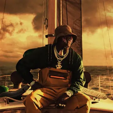 کاور آهنگ Yacht Club از لیل یاتی